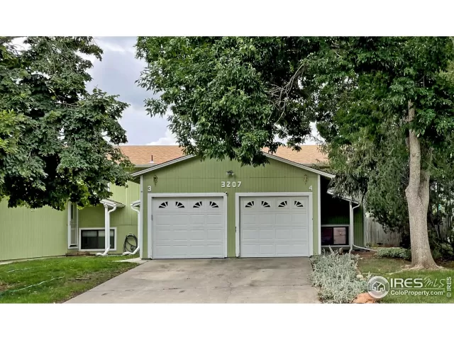 MLS: 973549 Condo For Sale