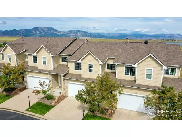 MLS: 973586 Condo For Sale