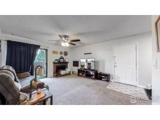 Photo #3: 973603 Listing