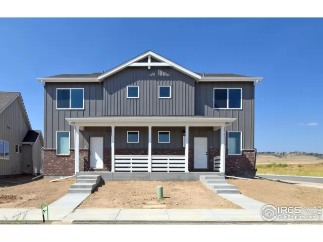 MLS: 973633 Condo For Sale