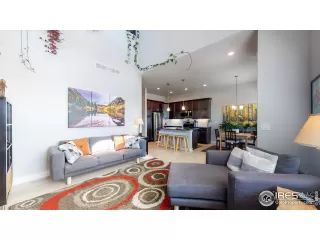 Photo #4: 973660 Listing