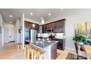 Photo #5: 973660 Listing