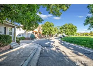 Photo #2: 973664 Listing