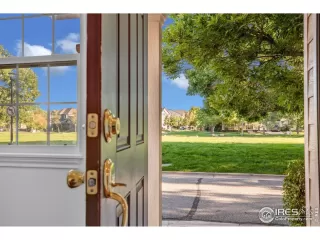 Photo #3: 973664 Listing