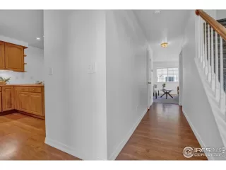 Photo #4: 973664 Listing