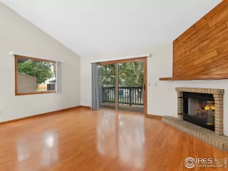 Photo #4: 973739 Listing