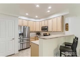 Photo #5: 973803 Listing 