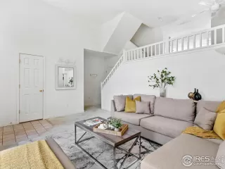 Photo #6: 973847 Listing 