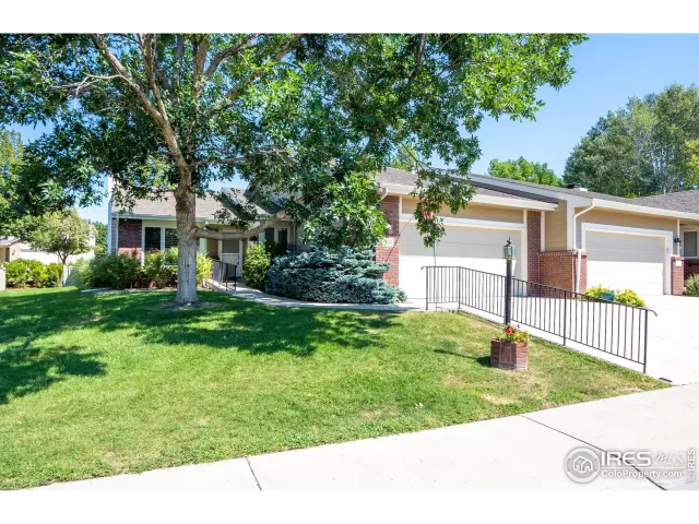 MLS: 973860 Condo For Sale