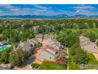 Photo #4: 973866 Listing