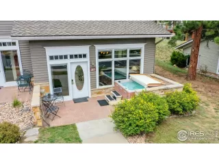 Photo #4: 973874 Listing