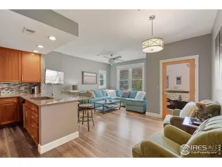 Photo #1: 973883 Listing