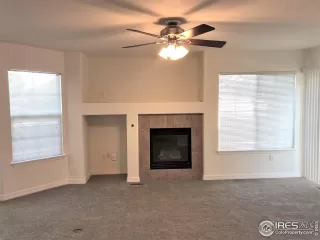 Photo #4: 974103 Listing