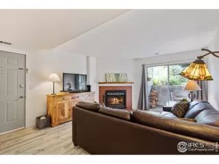 Photo #3: 974137 Listing