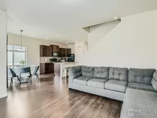 Photo #5: 974199 Listing 