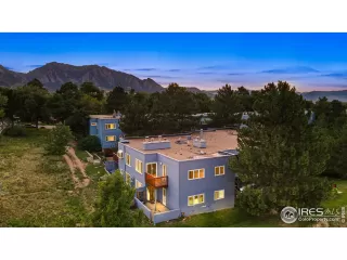 Photo #1: 974205 Listing