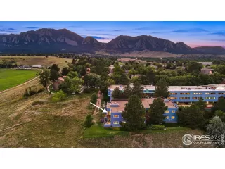 Photo #2: 974205 Listing