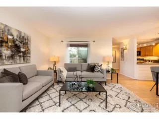 Photo #3: 974208 Listing