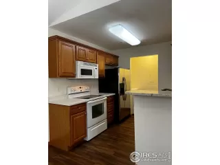 Photo #2: 974231 Listing