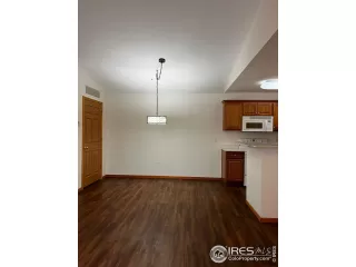 Photo #3: 974231 Listing