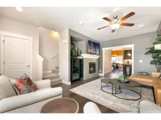 Photo #5: 974296 Listing