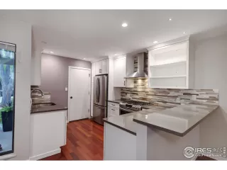 Photo #2: 974349 Listing 