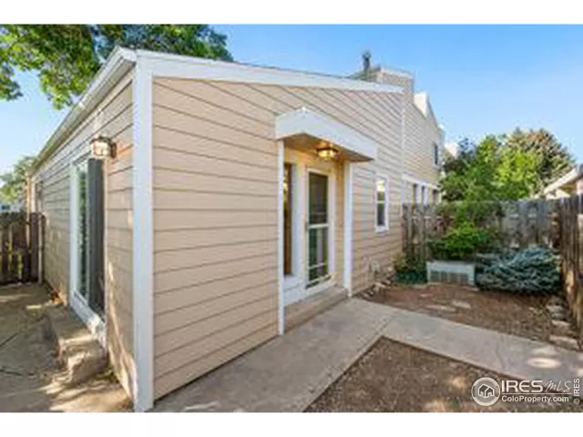 MLS: 974385 Condo For Sale