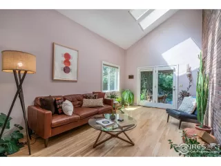 Photo #5: 974489 Listing 