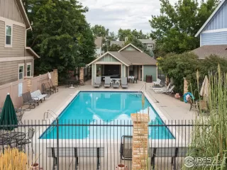 Photo #3: 974499 Listing