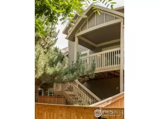 Photo #4: 974499 Listing