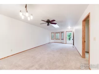 Photo #3: 974602 Listing