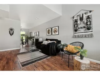 Photo #3: 974641 Listing