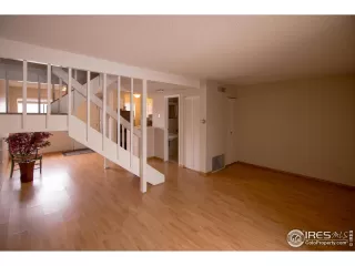 Photo #3: 974703 Listing