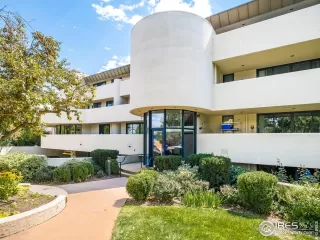 Photo #1: 974789 Listing