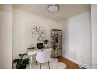 Photo #3: 974827 Listing