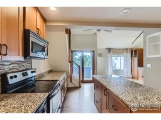 Photo #6: 974830 Listing 