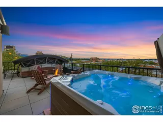 Photo #2: 974856 Listing