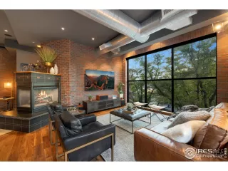 Photo #4: 974856 Listing