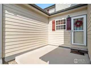 Photo #4: 974878 Listing