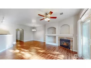 Photo #2: 974903 Listing