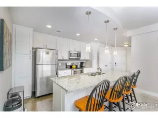 Photo #3: 974930 Listing