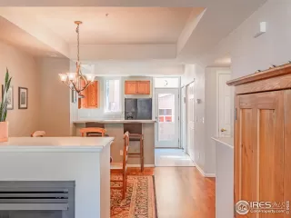 Photo #2: 974943 Listing