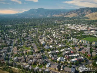 Photo #3: 974943 Listing