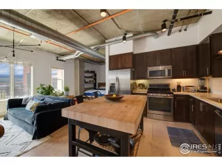 Photo #5: 974956 Listing 
