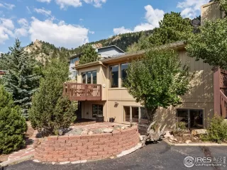 Photo #2: 974968 Listing