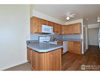 Photo #2: 974973 Listing