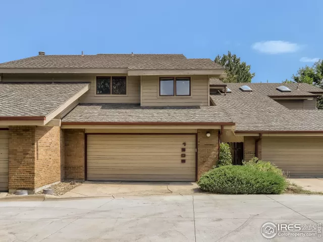 MLS: 974979 Condo For Sale