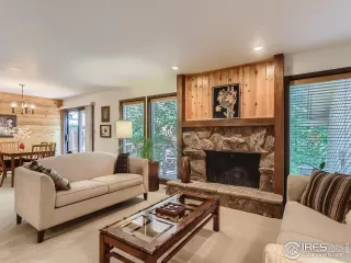 Photo #4: 974979 Listing 