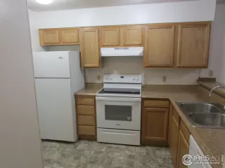 Photo #5: 975167 Listing