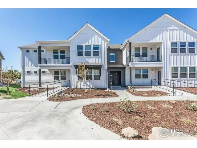 MLS: 975304 Condo For Sale